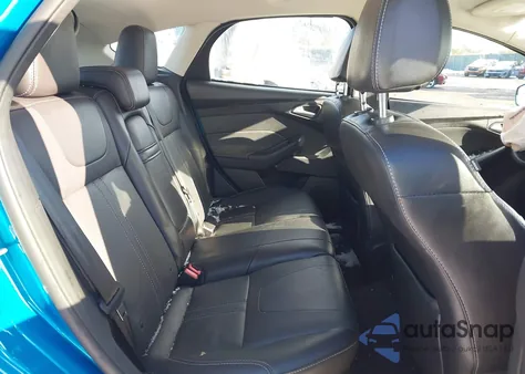 2013 Ford Focus Se z USA, uszkodzony, nr VIN 1FADP3K20DL276296